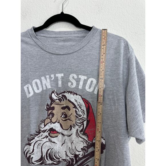 Men's Women's Gray T-Shirt Short Sleeve Santa Claus Holiday Christmas M - Picture 2 of 6